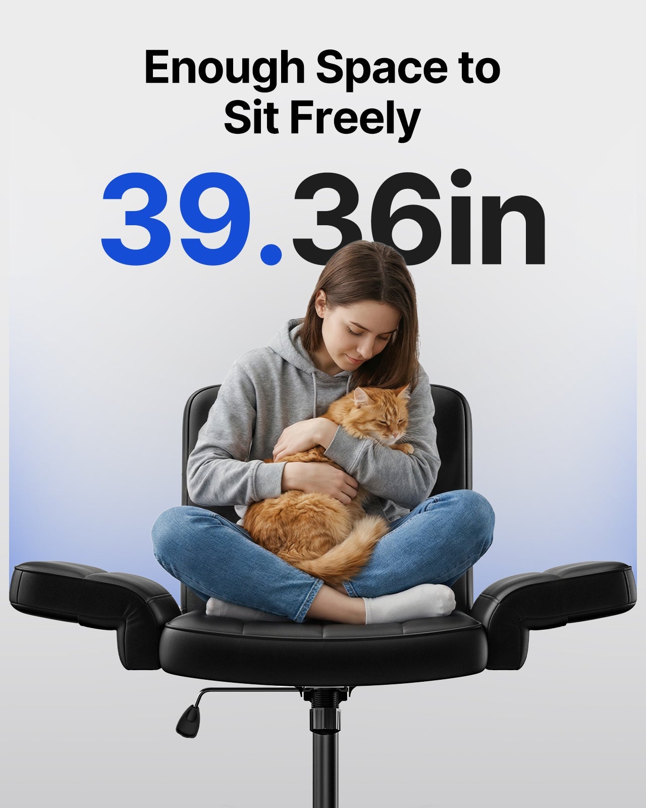 Free - Sit Wide Leather Chair - 